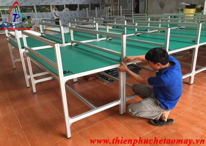 Bàn Thao tác tại Bắc Ninh Bàn Thao tác tại Bắc Ninh